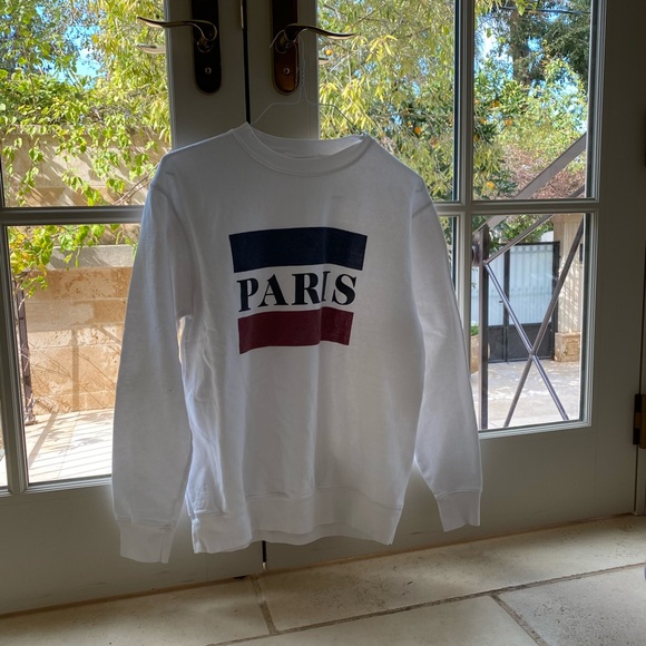 Sweater - Picture 1 of 1